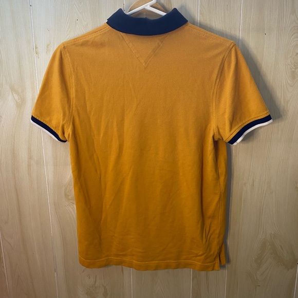 XS Yellow Tommy Hilfiger polo. - Picture 2 of 3